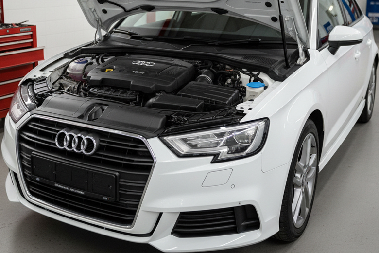 Reconditioned Audi A3 engine